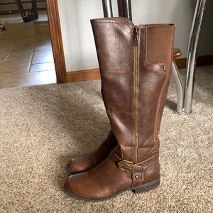 Women’s brown riding boots